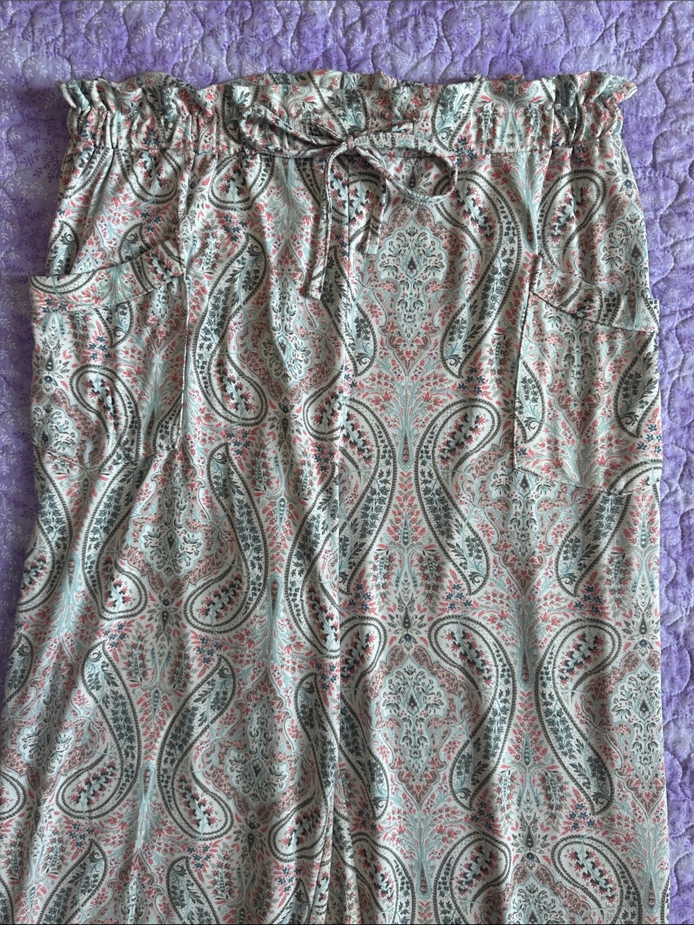 Echo Women’s Lightweight Paisley Pajama Set - Size Medium - Picture 8 of 13